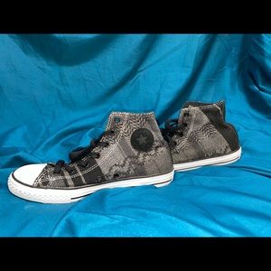 Hightop converse